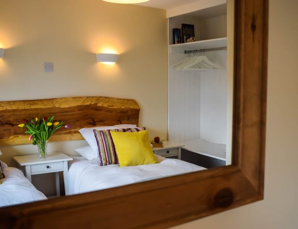 Fresh and bright accommodation with plenty of storage space